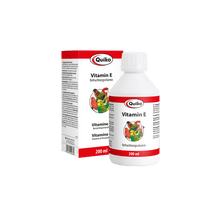 Laden Sie das Bild in den Galerie-Viewer, Quiko Vitamin E liquid - Ergänzungsfutter für Kanarien, Sittiche und Ziervögel - Ideal vor und während der Anpaarung
